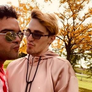 Meet your Posher, Brucie